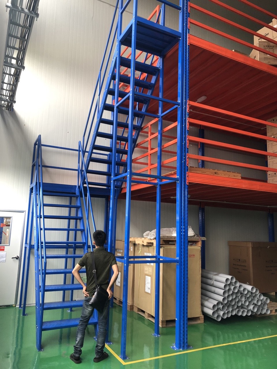  Kệ sàn Mezzanine